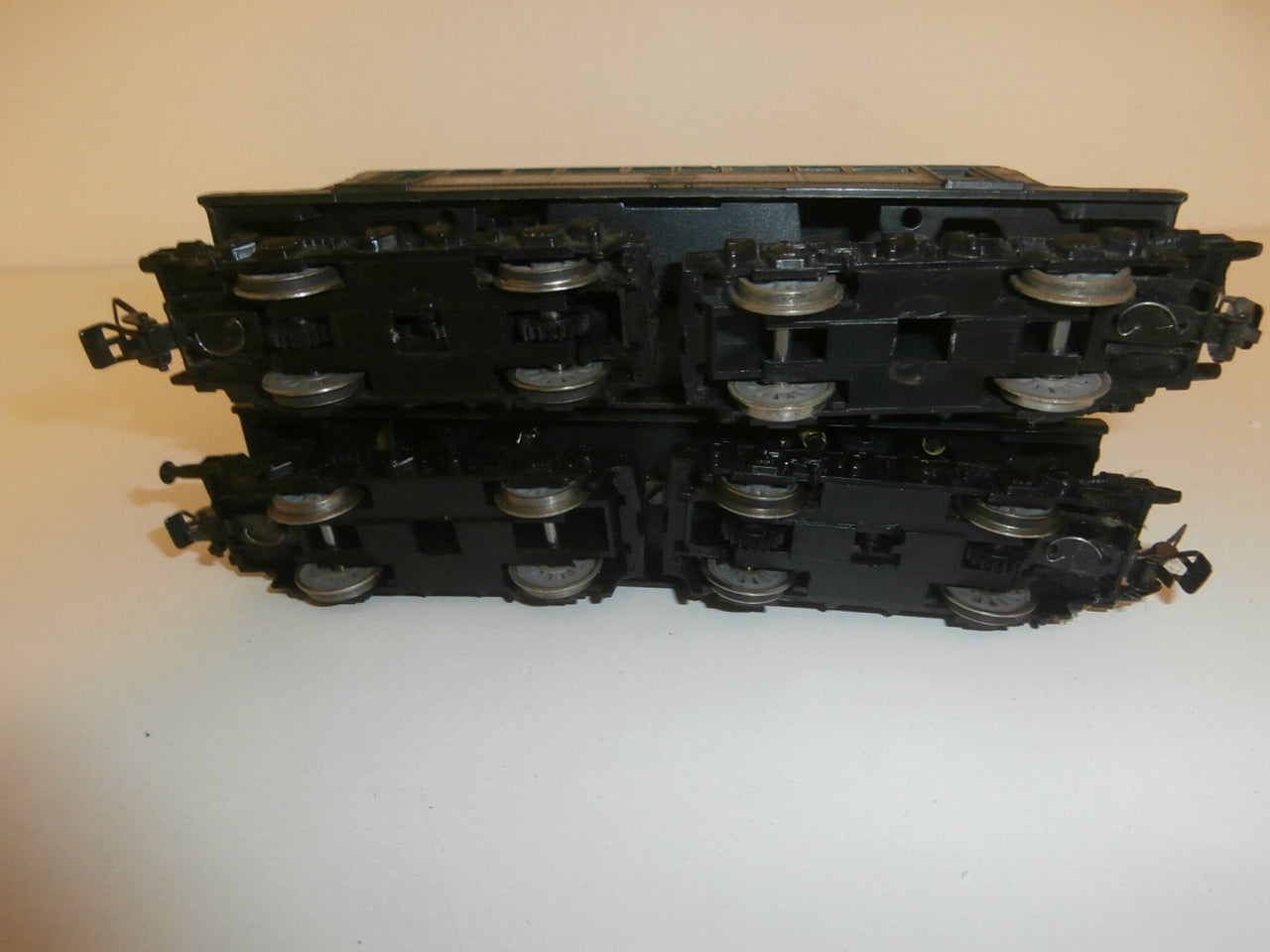 LOCOMOTIVES HO POUR PIECES