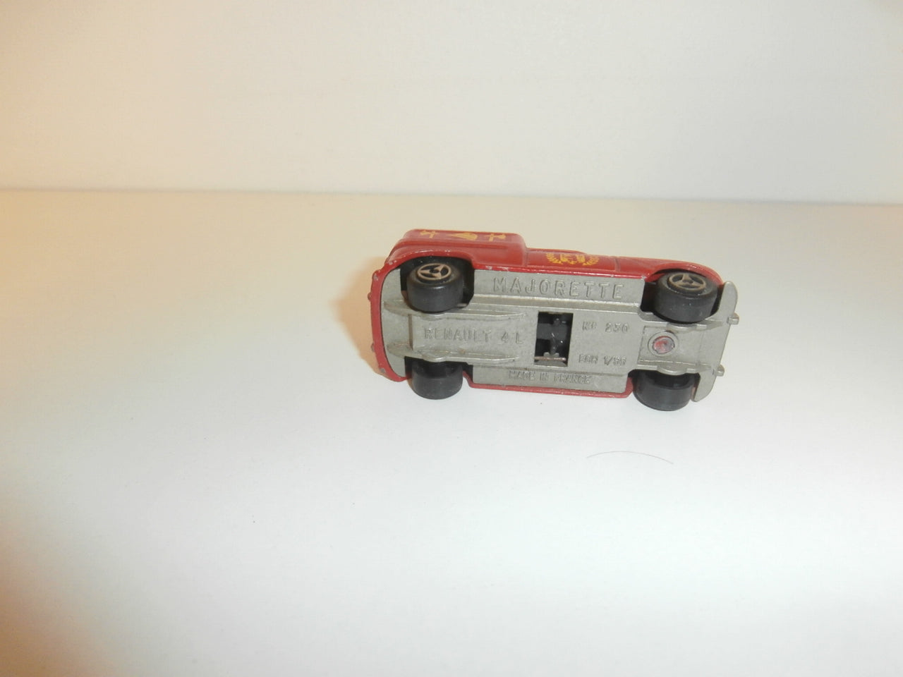 RENAULT 4 L N° 230 MAJORETTE