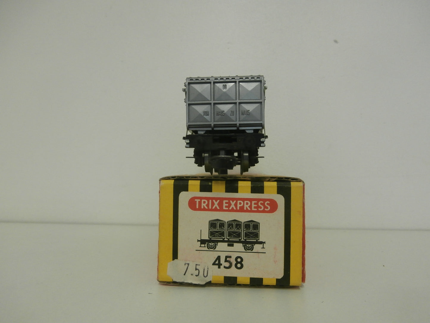 TRIX EXPRESS