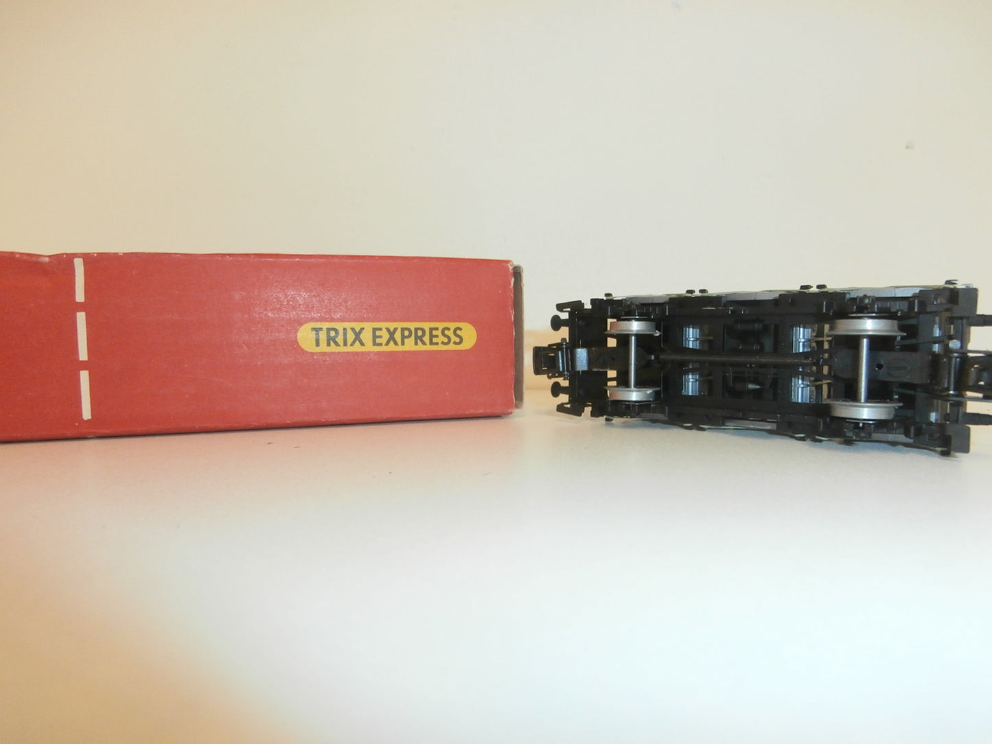 TRIX EXPRESS