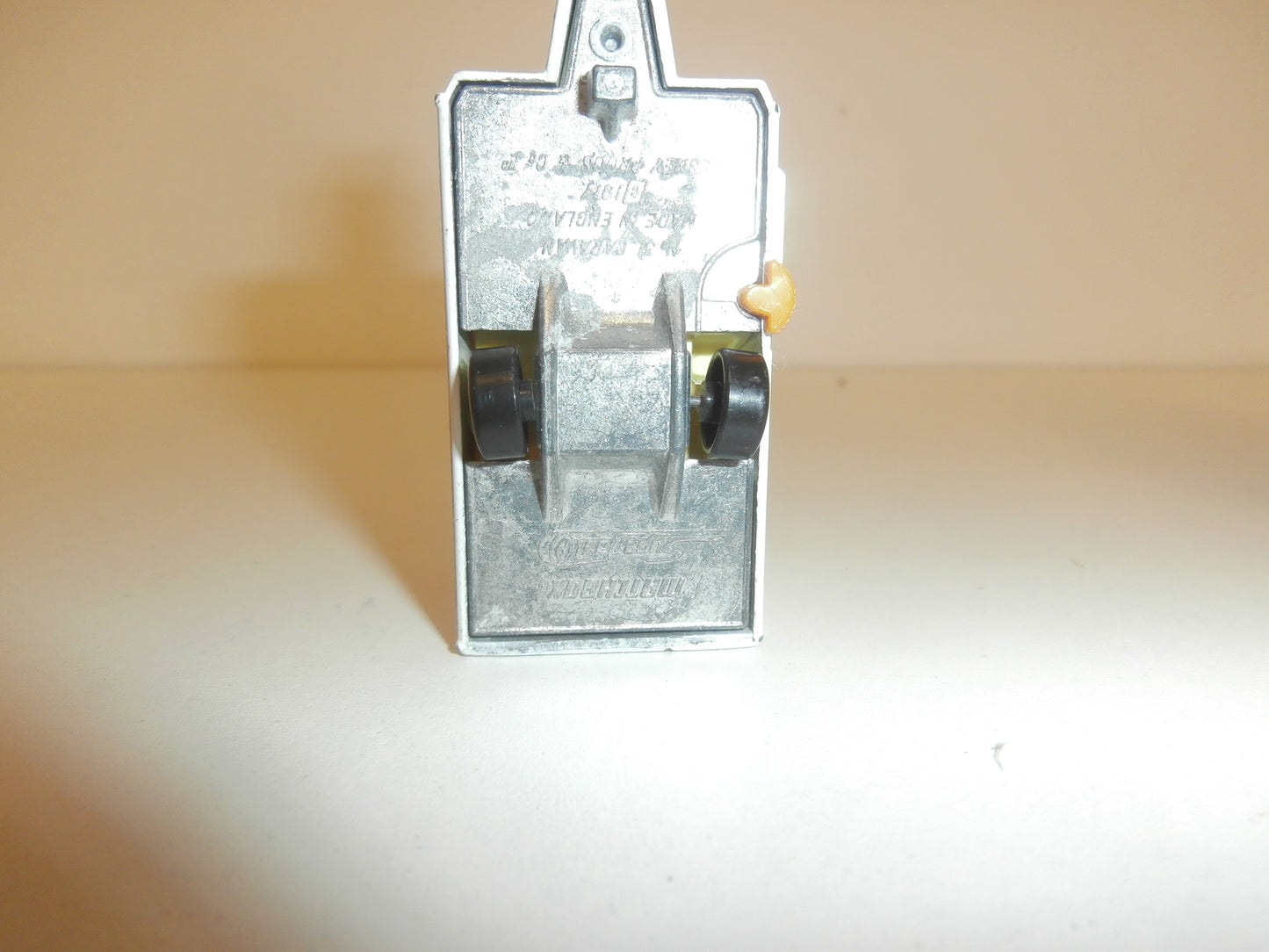 MATCHBOX SUPERFAST CARAVAN N°31