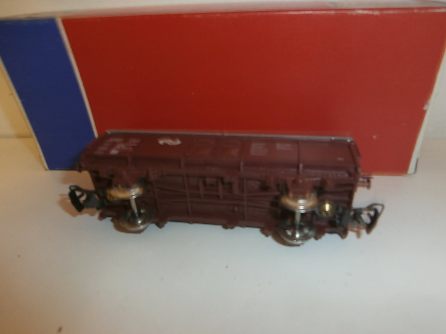 WAGON MARCHANDISE JOUEF 6802