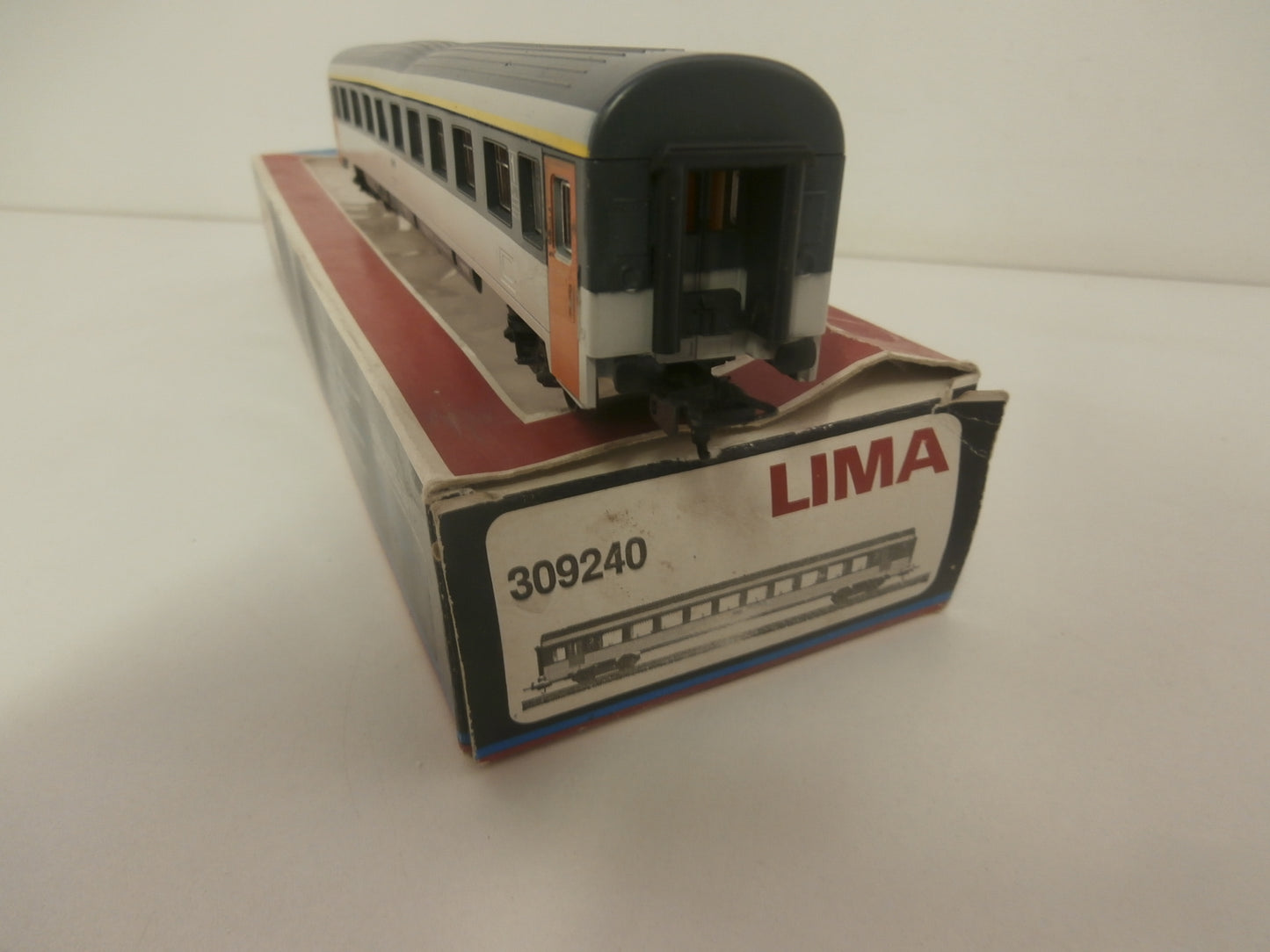WAGON VOYAGEURS SNCF LIMA