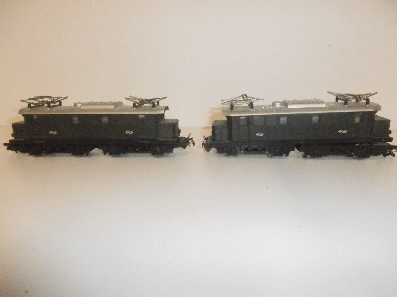 LOCOMOTIVES HO POUR PIECES