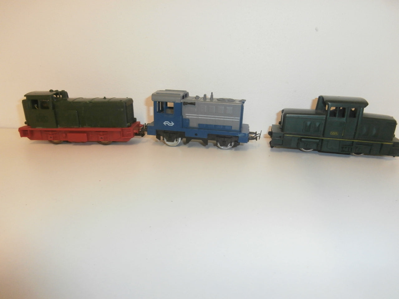 TRAIN HO POUR PIECES