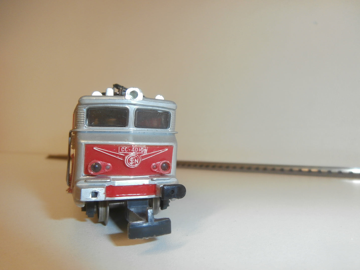 LOCOMOTIVE HO POUR PIECES