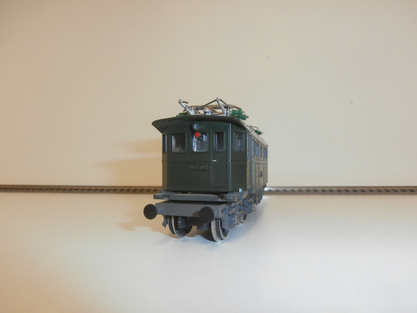 LOCOMOTIVE HO POUR PIECES