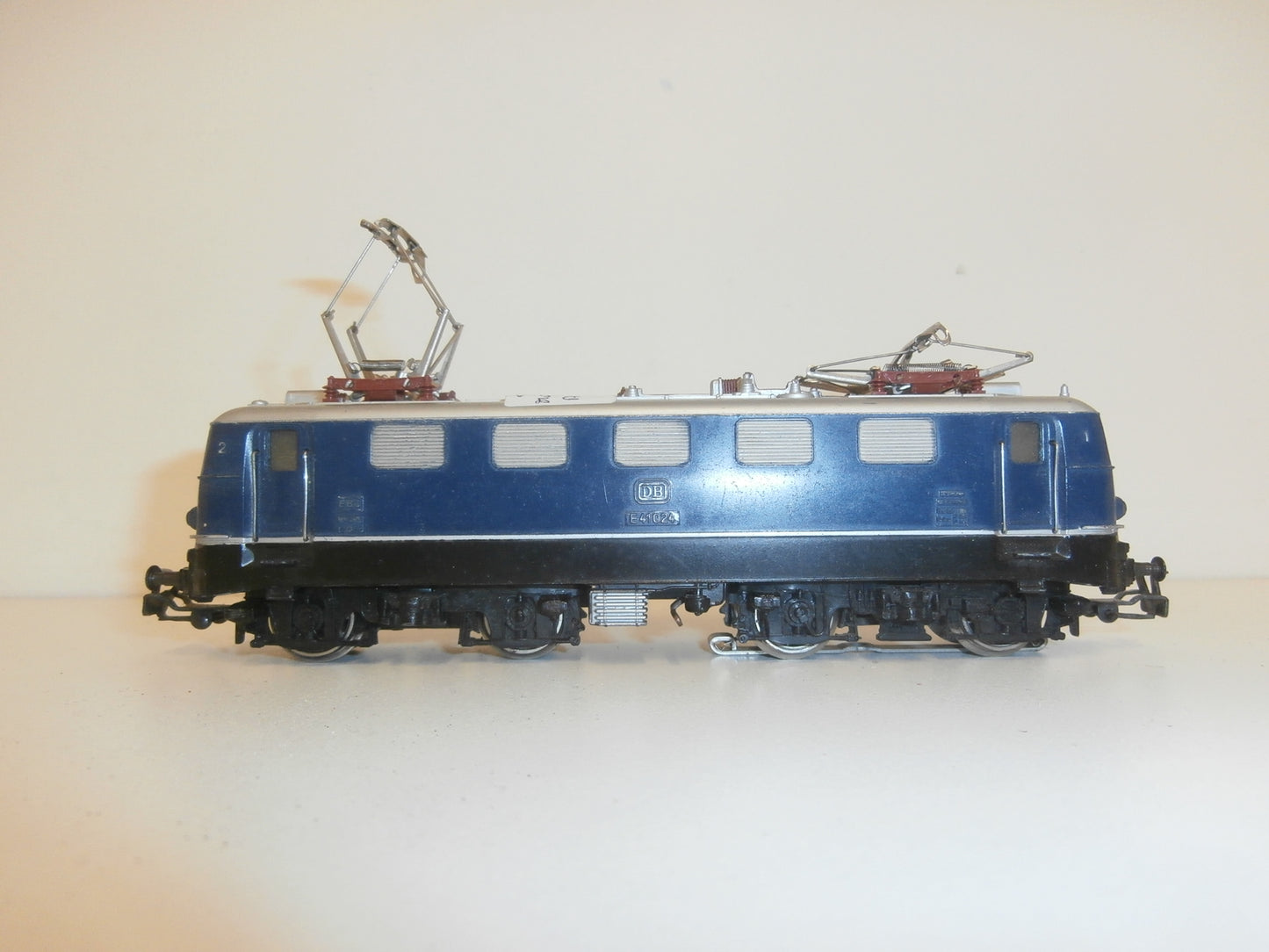 LOCOMOTIVE  ELECTRIQUE MARKLIN