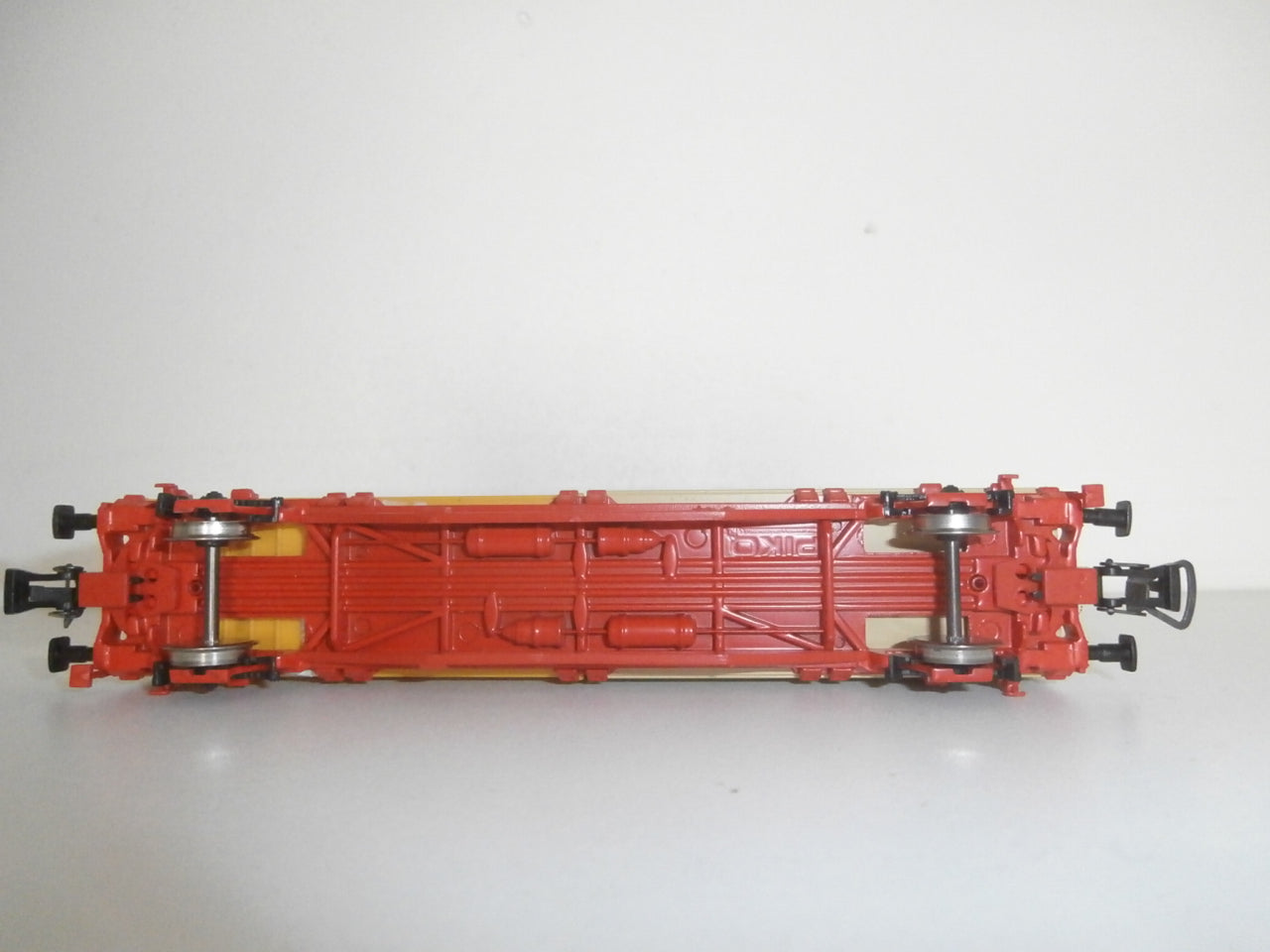 WAGON MARCHANDISE PIKO