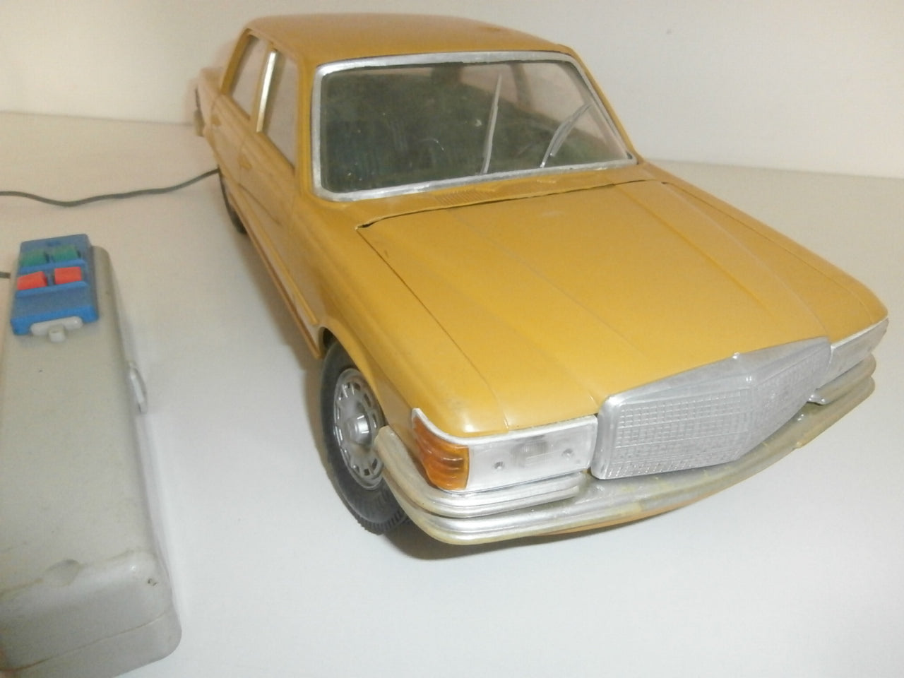 MERCEDES 450 SE GAMA
