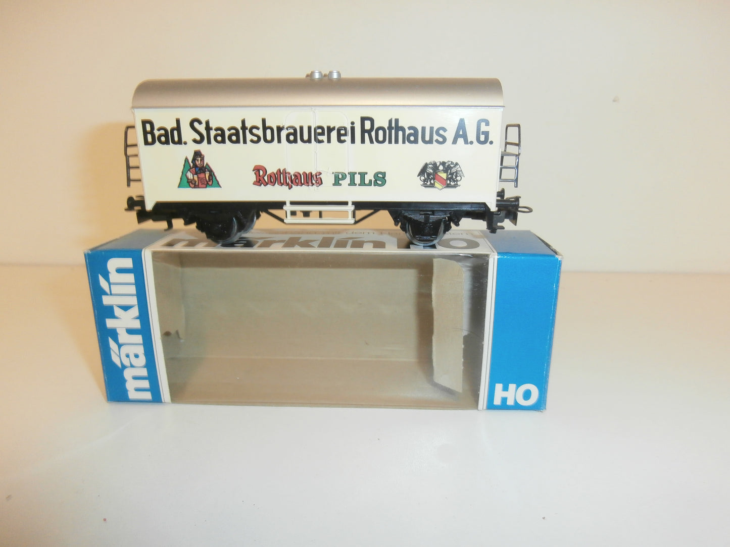 WAGON MARCHANDISE MARKLIN  4437