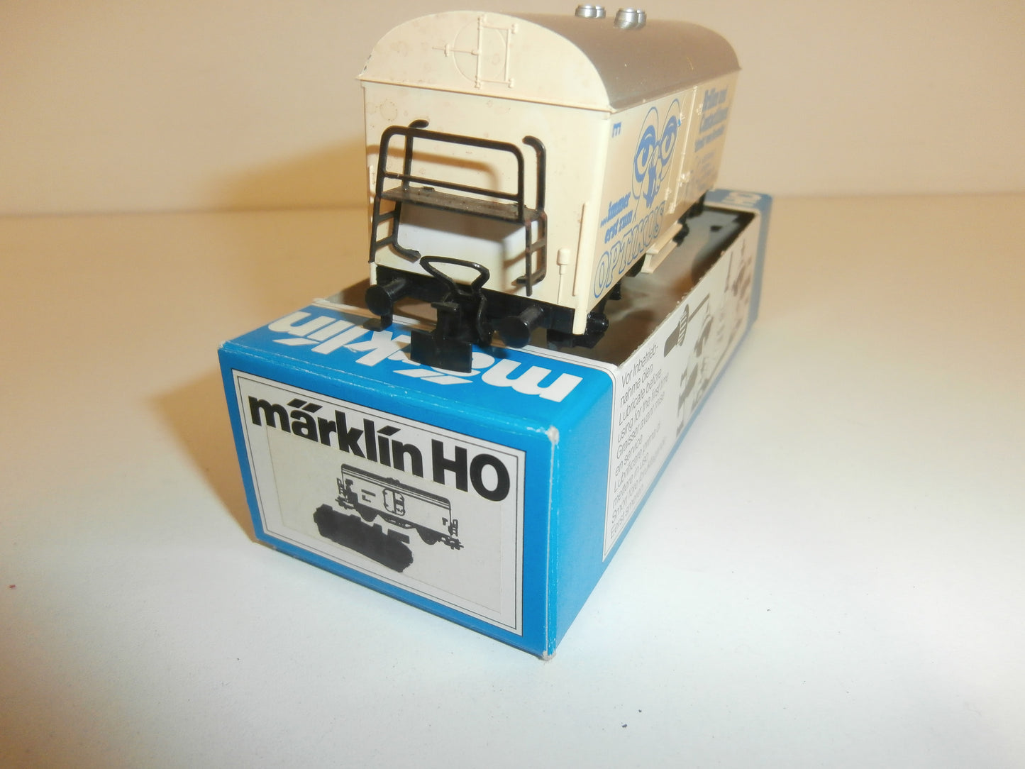 WAGON MARCHANDISE MARKLIN