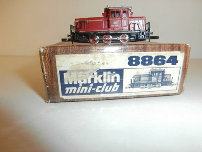 LOCOMOTIVE ECHELLE Z MARKLIN 8864