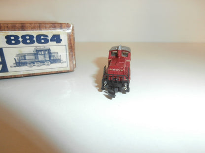 LOCOMOTIVE ECHELLE Z MARKLIN 8864